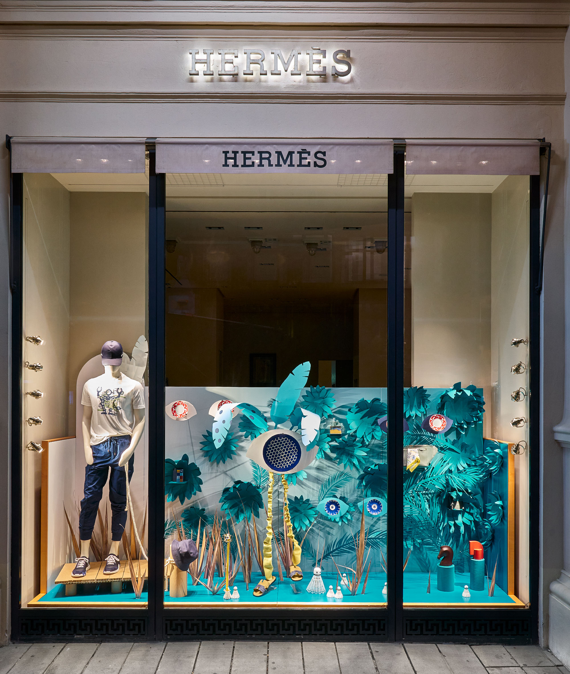 HERMÈS PARIS SS21 - C'est Design